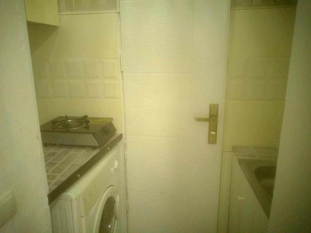 Rrooms Old City Apartment Тбілісі Екстер'єр фото